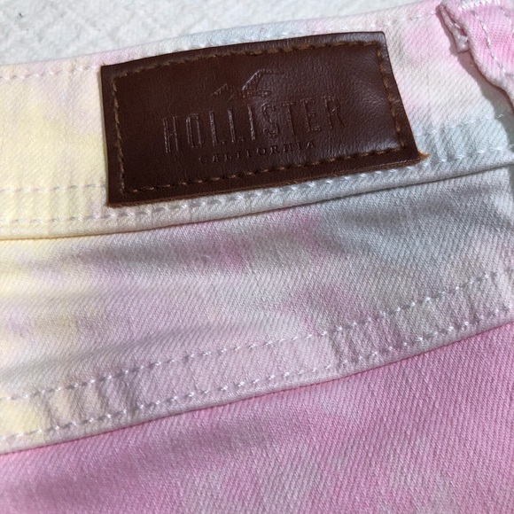 Hollister pink tie dye button fly distressed short - Picture 4 of 8